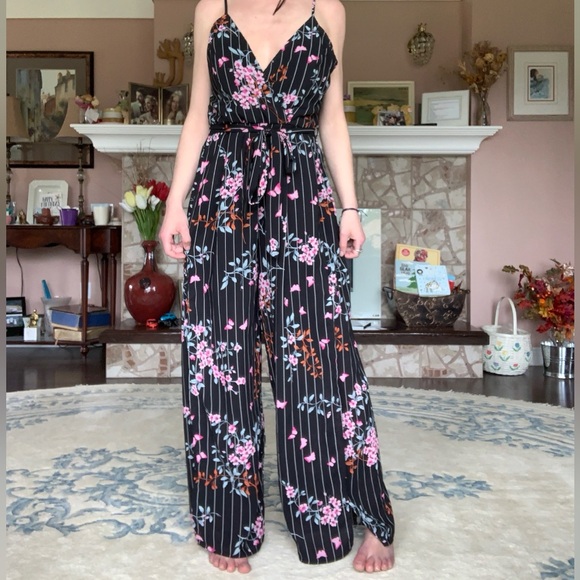 Japna Pants - NWOT Japna Floral Jumpsuit